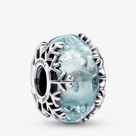 Pandora Winter Blue Snowflake Murano Charm - Picture 9 of 9